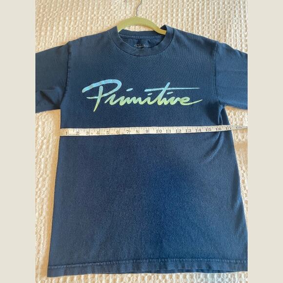 Men’s Navy T-shirt with Ombré Primitive Logo Sz S - Picture 3 of 5